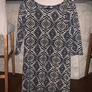 Francesca’s 3/4 scoop neck mini dress